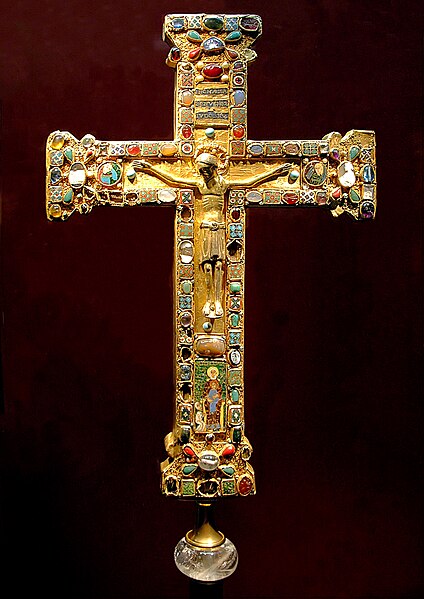 The second "Mathilda Cross" given by Mathilda, Abbess of Essen from 973